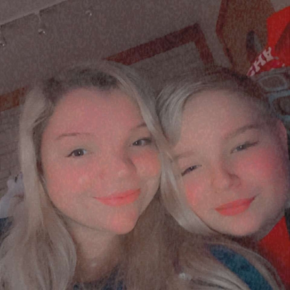 Profile Picture of Logan Sitarek (@logans31107) on Poshmark