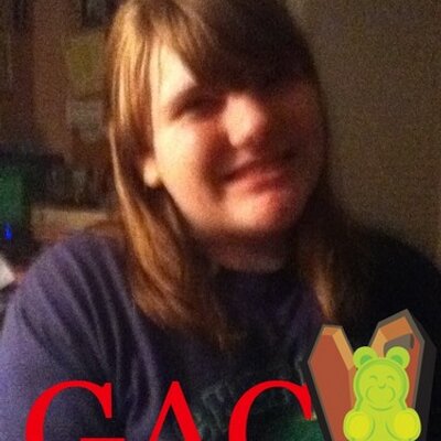 Profile Picture of Kelli M. Hunter (@katgirl4563) on Twitter