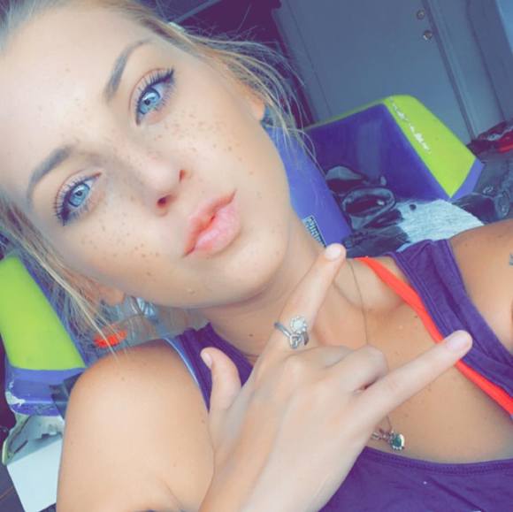 Profile Picture of Ciara Seaton (@ciara_seaton) on Poshmark
