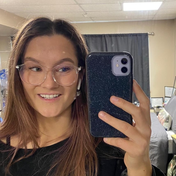 Profile Picture of kristina 🤠 (@kgratz) on Tiktok