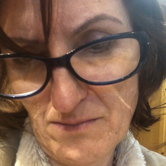 Profile Picture of Dorota Rowicki (@dragonka14) on Poshmark