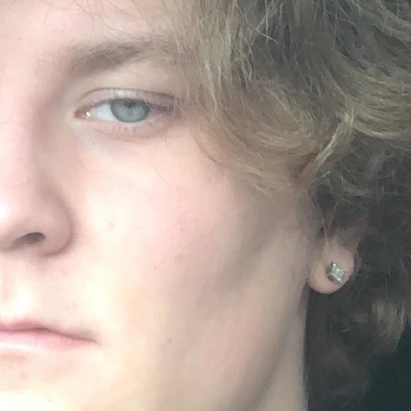 Profile Picture of Tyler Dodson (@tyler_dodson) on Poshmark