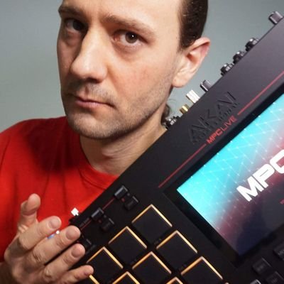 Profile Picture of Matthew Stratton (@MatthewCreating) on Twitter