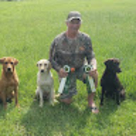 Profile Picture of Tom Kuball (@tkuball476) on Poshmark