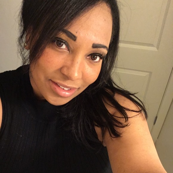 Profile Picture of Jasmine Floyd (@jazzygirl973) on Poshmark