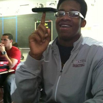 Profile Picture of JeRon Johnson (@ForMy_Daddy) on Twitter