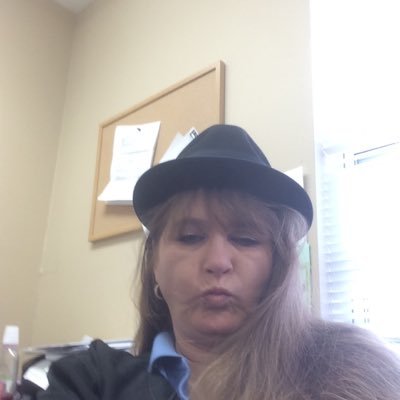 Profile Picture of Stephanie A Stuber (@StuberStephanie) on Twitter