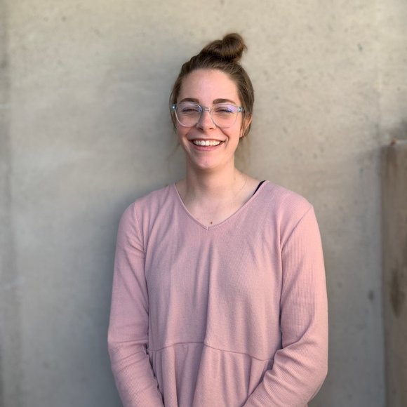 Profile Picture of Miranda Mcquarrie larsen (@mirpanda19) on Poshmark