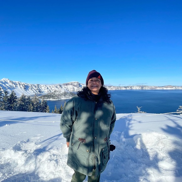 Profile Picture of Vianey Ramirez (@rvianey47) on Poshmark