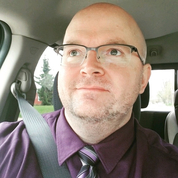 Profile Picture of Eric Werling (@iowachrldr) on Poshmark