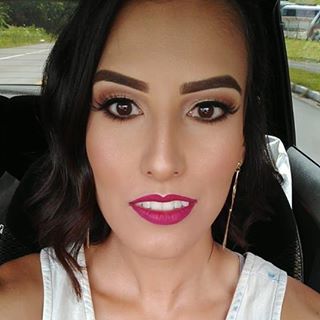 Profile Picture of Julia Lautert (@julia.lautert.96) on Facebook