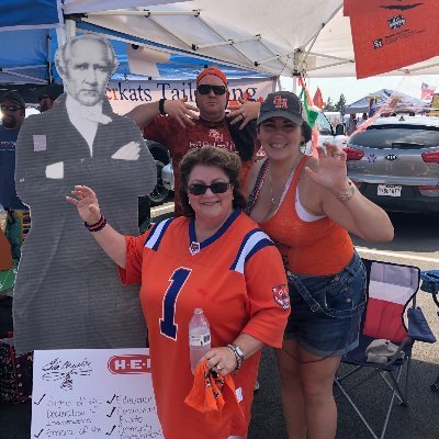 Profile Picture of Patsy Collins (@shsubearkatfan) on Twitter