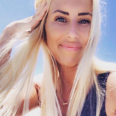 Profile Picture of Tara (@tara_krajewski) on Twitter