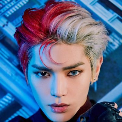 Profile Picture of 🌹🌙 🦁 Mel♡ (@Mark_lees_laugh) on Twitter