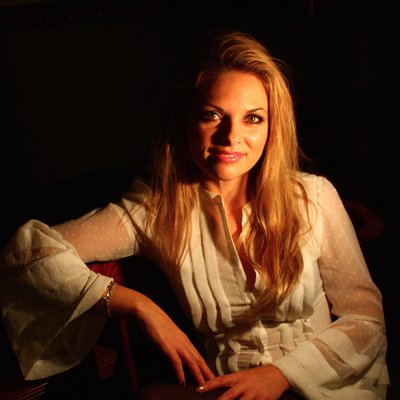 Profile Picture of Gina Nelthorpe-Cowne (@GinaKrugco) on Twitter
