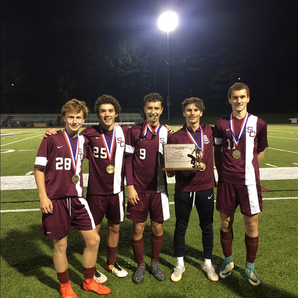 Grady Ballard - Poshmark Profile Picture of Grady Ballard (@gradythegreat) on Poshmark