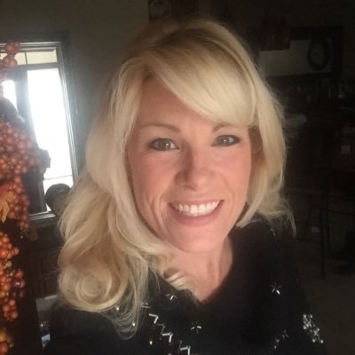 Profile Picture of Colleen Nichols (@colleencares4u) on Twitter