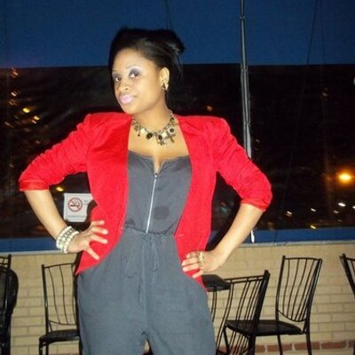 Profile Picture of Jasmine Dyer (@JazzB10) on Twitter