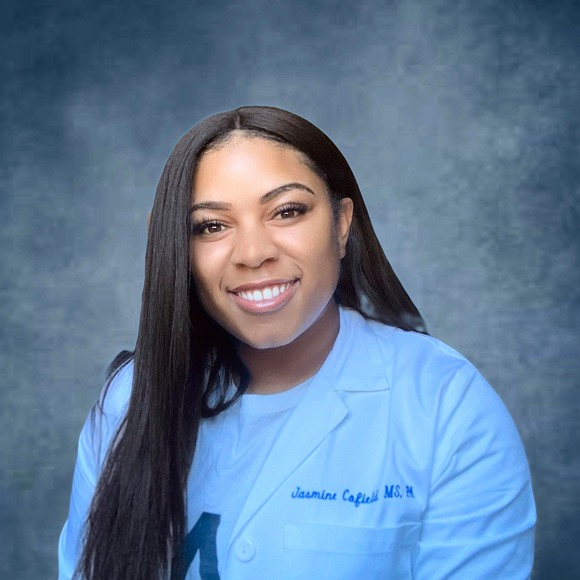 Profile Picture of Jasmine Cofield (@jayemonet) on Poshmark