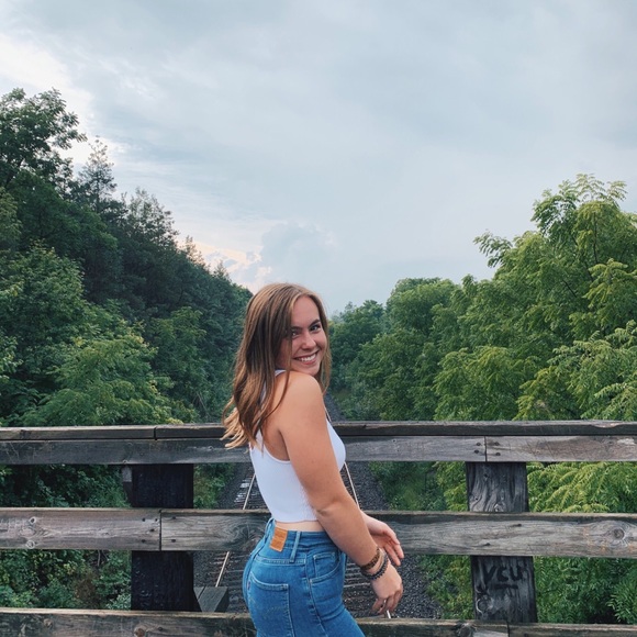 Claire Talbot - Poshmark Profile Picture of Claire Talbot (@clairetalbot67) on Poshmark