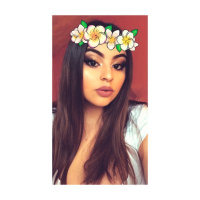 Profile Picture of Amelia Fitchett (@amelia_bands) on Twitter