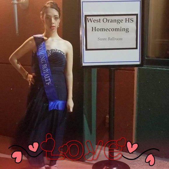 Profile Picture of Maria Arboleda (@m_arboleda) on Poshmark