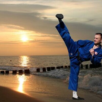 Profile Picture of Andrzej Jabłoński (@musubiriu) on Twitter