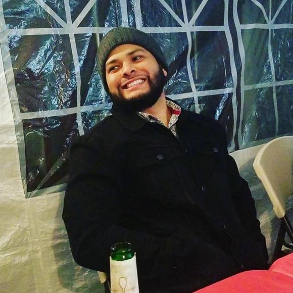 Profile Picture of Javier Flores (@jav_flores) on Poshmark