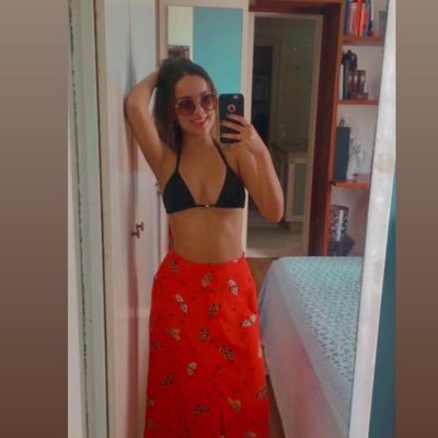 Profile Picture of Isabelle Lima (@bellelims) on Twitter