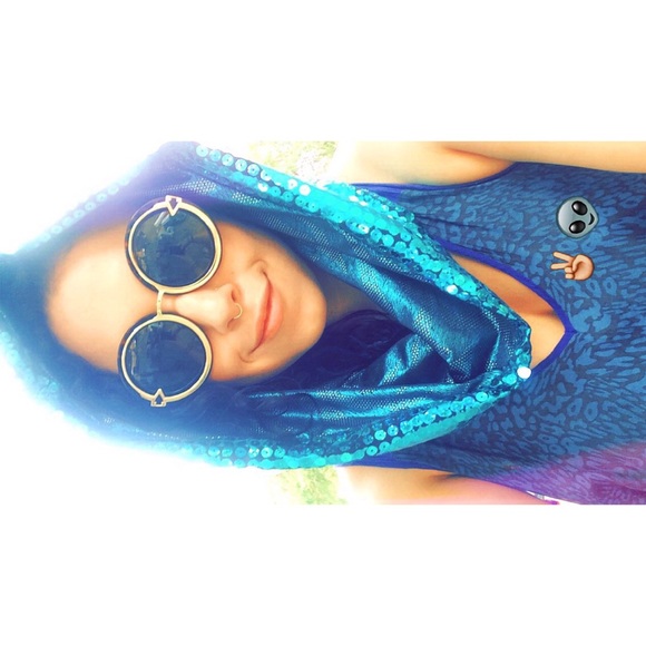 Profile Picture of Katherine Manzyuk (@katya92) on Poshmark