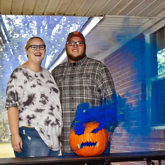 Profile Picture of Calley Halbrooks (@chalbrooks) on Poshmark