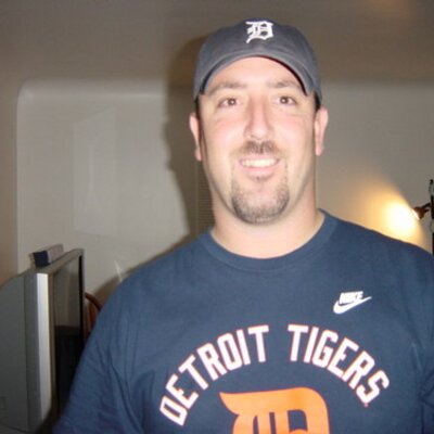 Profile Picture of Joe Raguso (@rdwngsfn09) on Twitter