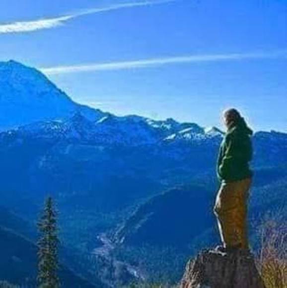 Profile Picture of Andreas Bonaparte (@bluegullsea) on Poshmark