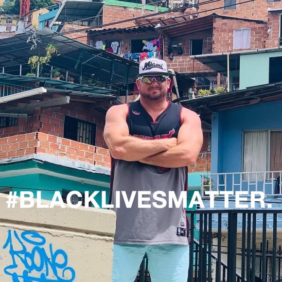 Profile Picture of Christopher Greer (@greerteach74) on Poshmark