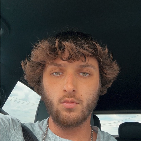 Profile Picture of Michael Baker (@michaelb302) on Poshmark