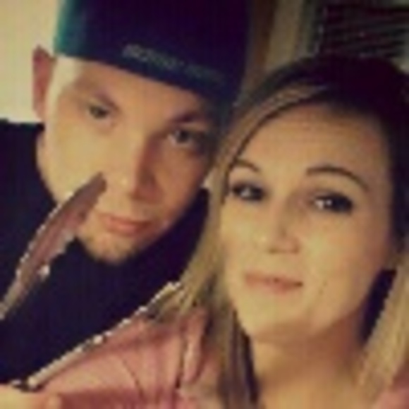 Profile Picture of Danielle Mcclure (@danielle1010) on Poshmark