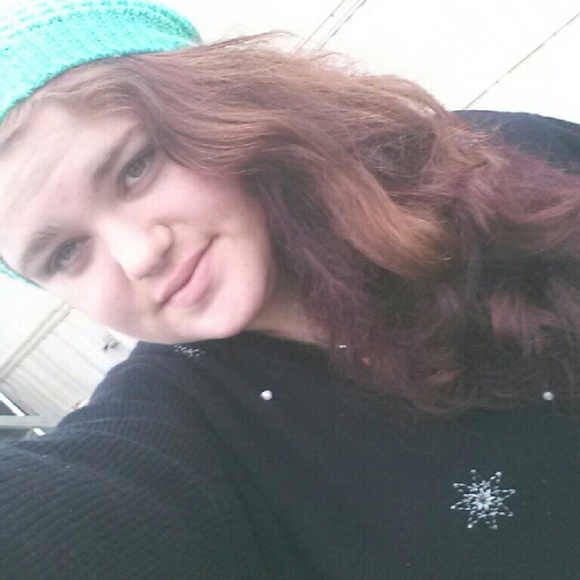 Profile Picture of Megan Keaton (@volunteermegan) on Poshmark