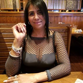 Profile Picture of Julia Garcia (@Julia-Garcia) on Facebook