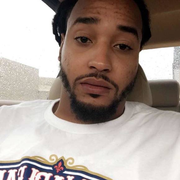 Profile Picture of Theo Jones (@swweetjones) on Poshmark