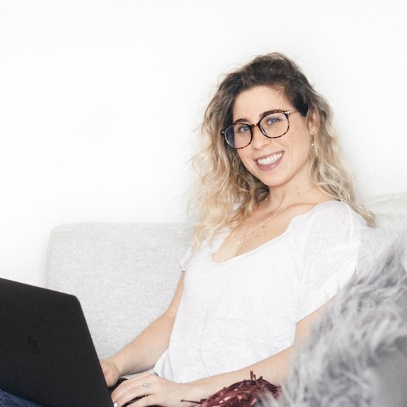 Profile Picture of Chantal Limor (@cfirouz) on Poshmark