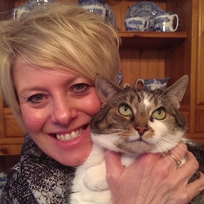 Profile Picture of Amanda Finn (@amandafinn123) on Twitter