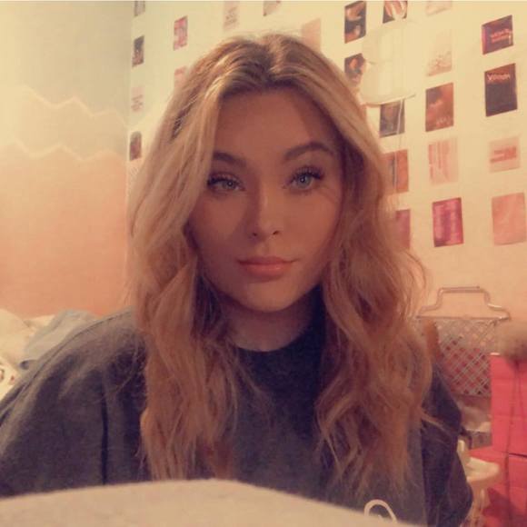 Profile Picture of Brianna Mahaffey (@briannamahaffey) on Poshmark