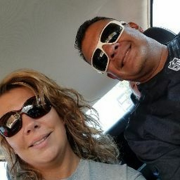 Profile Picture of Jimmy & jamie Cisneros (@cisneros080517) on Poshmark