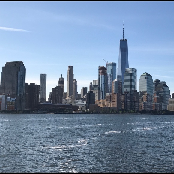 Profile Picture of Eunhee Szymanowski (@0klassiq0) on Poshmark