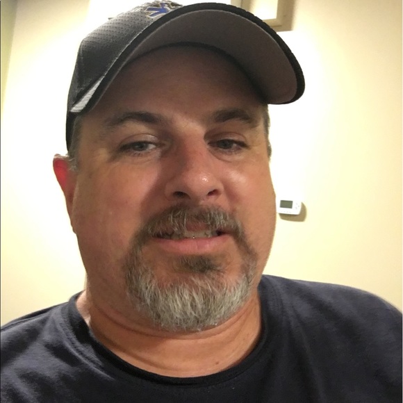 Profile Picture of Steve Ruby (@rubedog23) on Poshmark