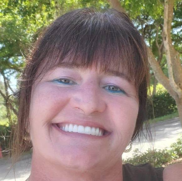 Profile Picture of Tammy Ringler (@tammytaz67) on Poshmark