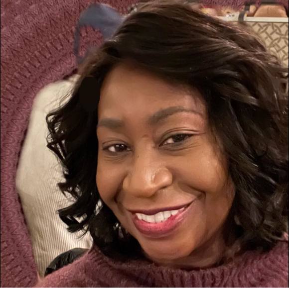 Profile Picture of Pamela Gregory (@pamrod68) on Poshmark