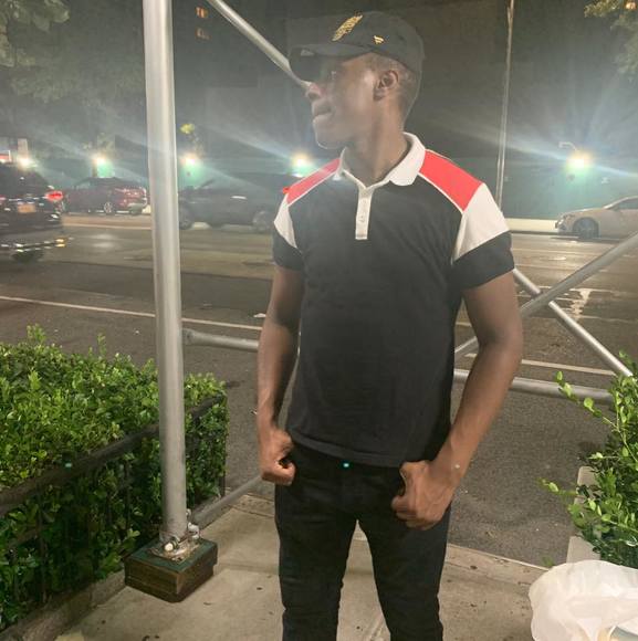 Profile Picture of Leeky Leek (@leekyg) on Poshmark