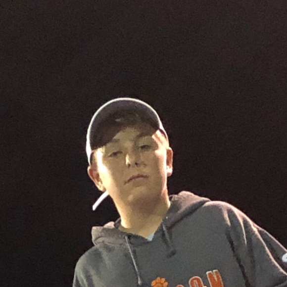 Profile Picture of Ej Reddish (@ereddish2015) on Poshmark