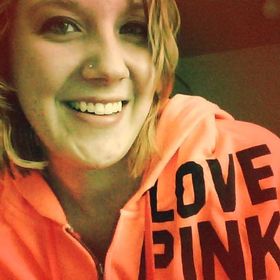Profile Picture of Alicia Crabtree (@allycrabsxo) on Pinterest